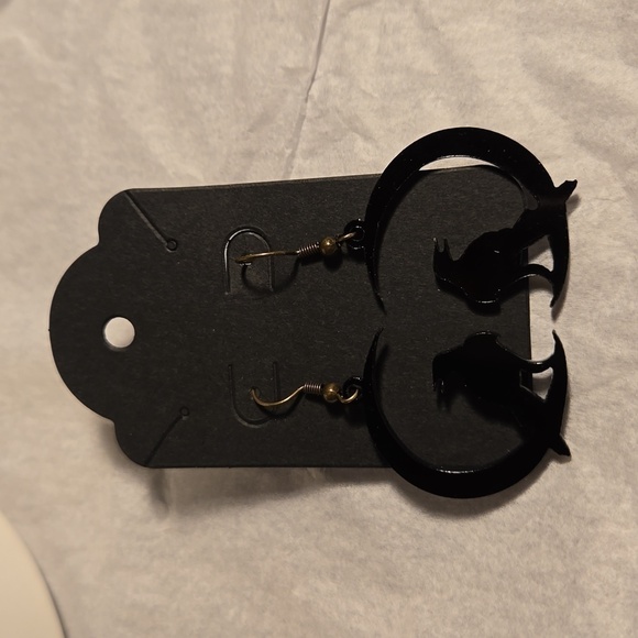 3/$15 New Black Crow Moon Halloween Earrings - Picture 4 of 4